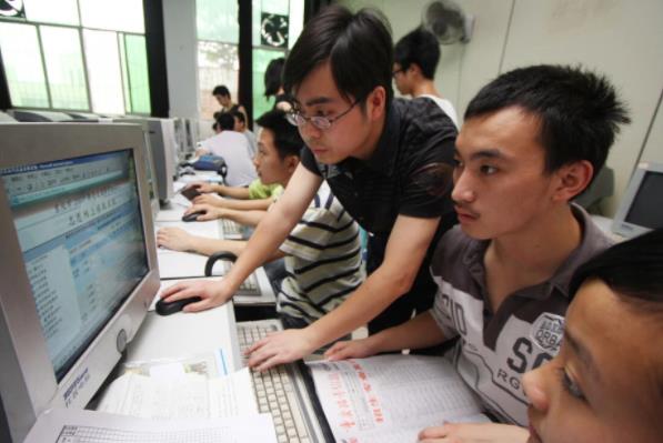 高考本科二批招录已经开始，录取结果为啥查不到，是落榜了吗？