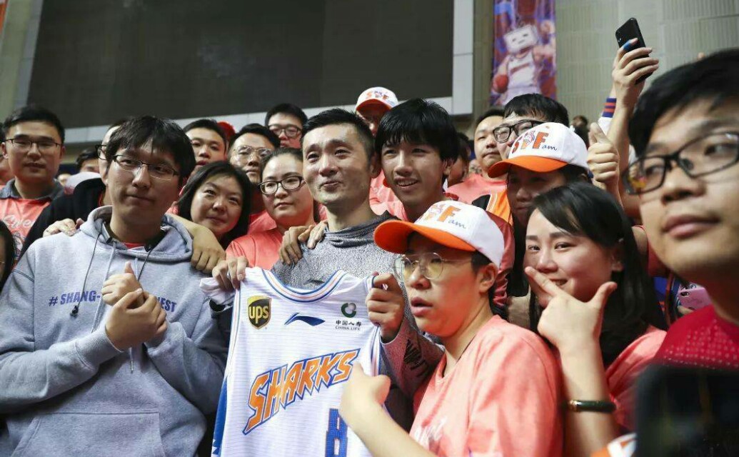 刘炜为什么没去nba选秀(季后赛首轮出局 刘炜可能会选择退役 他的NBA梦想或已终结)