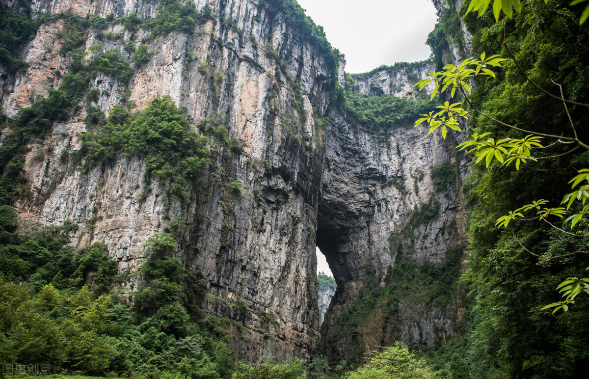 你对重庆的第一印象是什么？到重庆游玩，必须打卡这几个地方