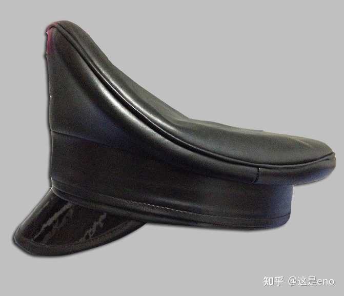 纳粹德国军服的设计是否过誉，有哪些设计闪光点至今仍被采用？