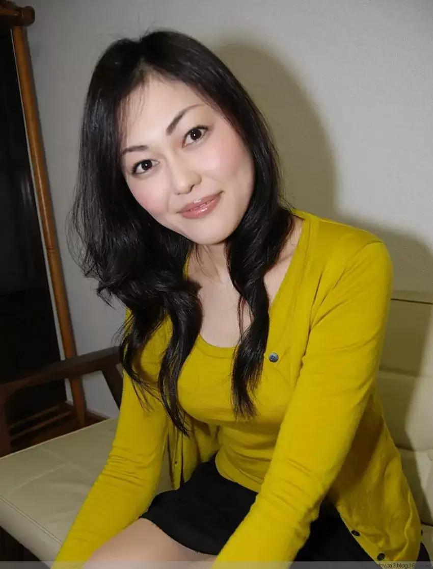 多年后，再遇初恋女友，她早已为人妻，为人母