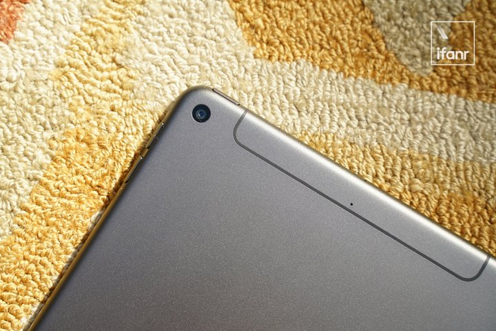 新 iPad mini 体验：轻便又便宜，这才是游戏手机最大的对手