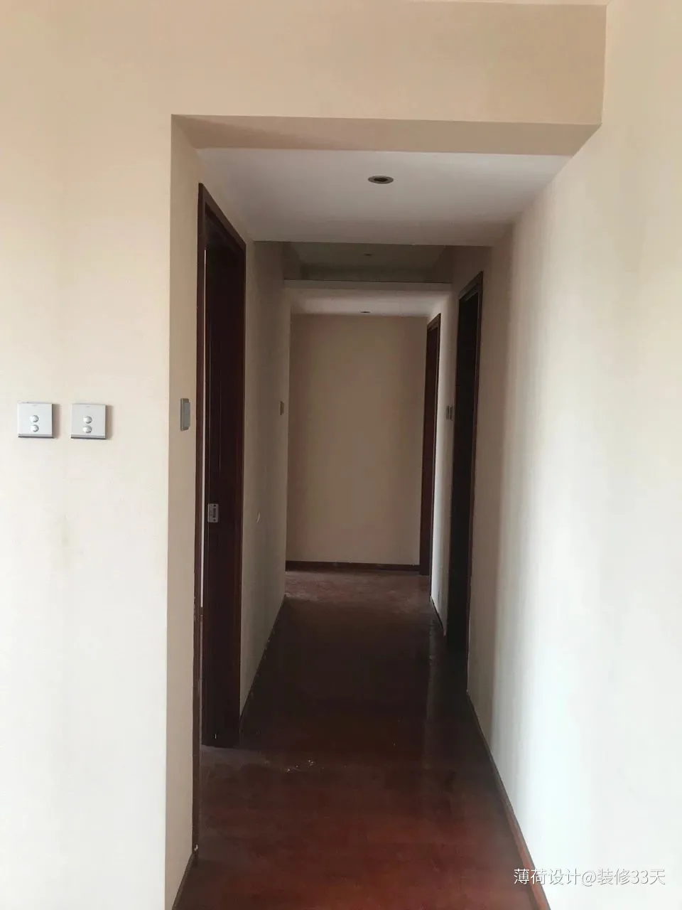 入户就被这样的胭脂红吸引了目光,颜值太高了