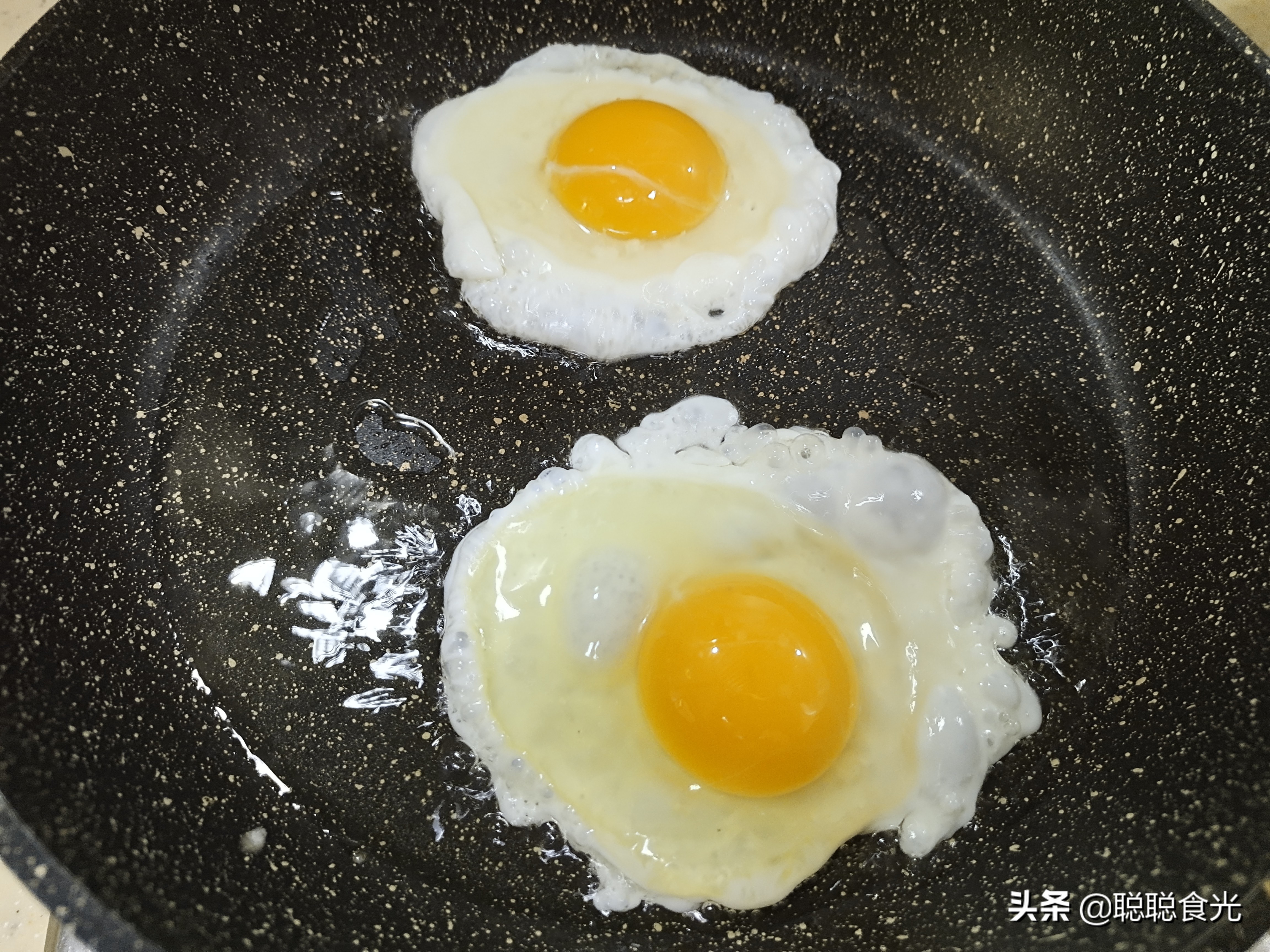 鸡蛋挂面的做法（教你做出简单营养的鸡蛋挂面）