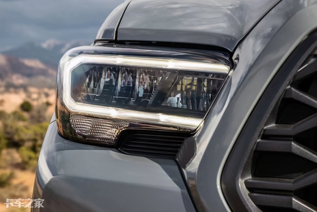 丰田第3代塔科马皮卡来了，在美国已经卖疯，只要17.2万