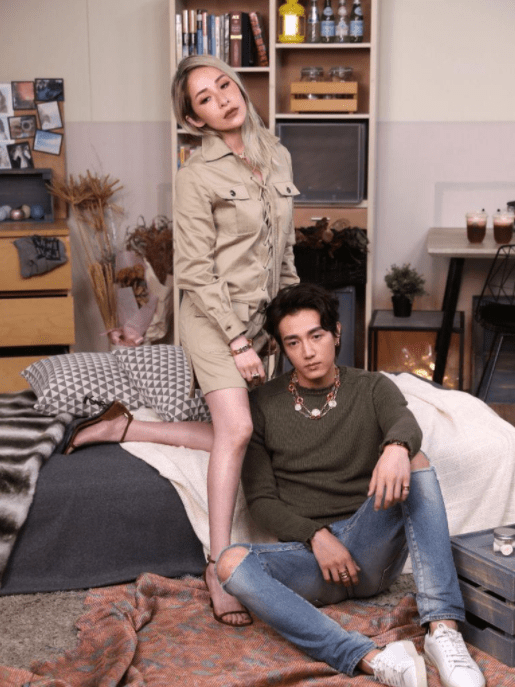 萧亚轩男友黄皓年龄(萧亚轩男友黄皓的年龄) - 鑫滤环保