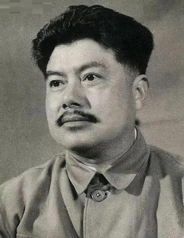 解析52年至54年国家计委领导人与计委委员的构成与职级统计