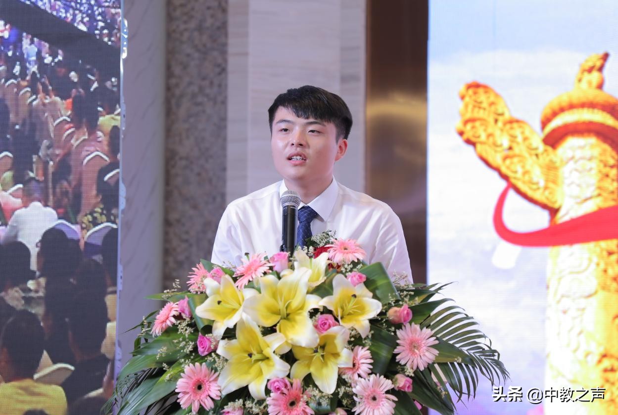 比心！萬合恒業(yè)捐資百萬援建5所青愛小屋開展青少年性教育