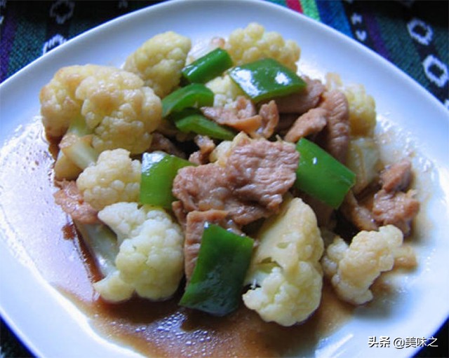青椒炒肉片的14种做法，肉嫩味纯辣而不燥，营养丰富制作简单