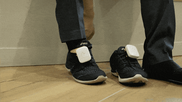 本田搞出“静音”导航系统！靠双脚感知方向，汽车竟然用不了