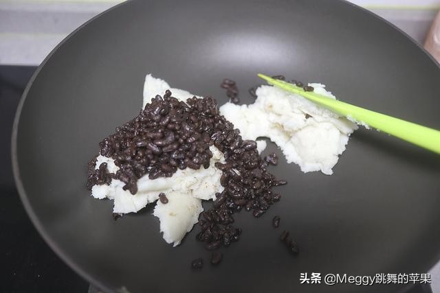 三伏天，我家离不开这道红糖蜜豆山药糕，抗饿解馋，排湿气精神好