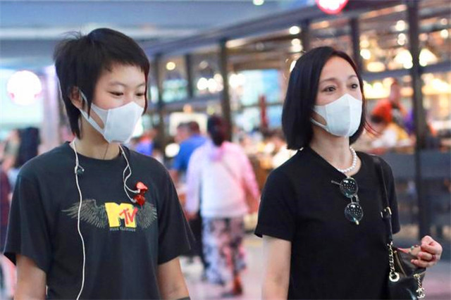 刘亦菲和曾轶可 刘亦菲曾轶可天涯-起航号