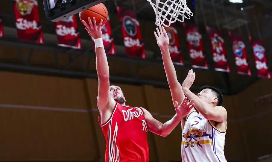 cba寧波為什么可以上兩個(gè)老外（雙外援已確定！寧波男籃蓄勢(shì)待發(fā)，有望在第二階段提升戰(zhàn)績(jī)）