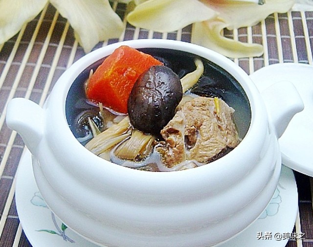 筒骨汤的做法大全（滋补骨头汤的18种做法）