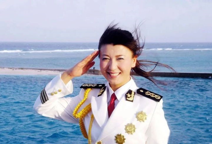“山杏”闫学晶：两段婚姻，三个孩子，两任丈夫都是二婚