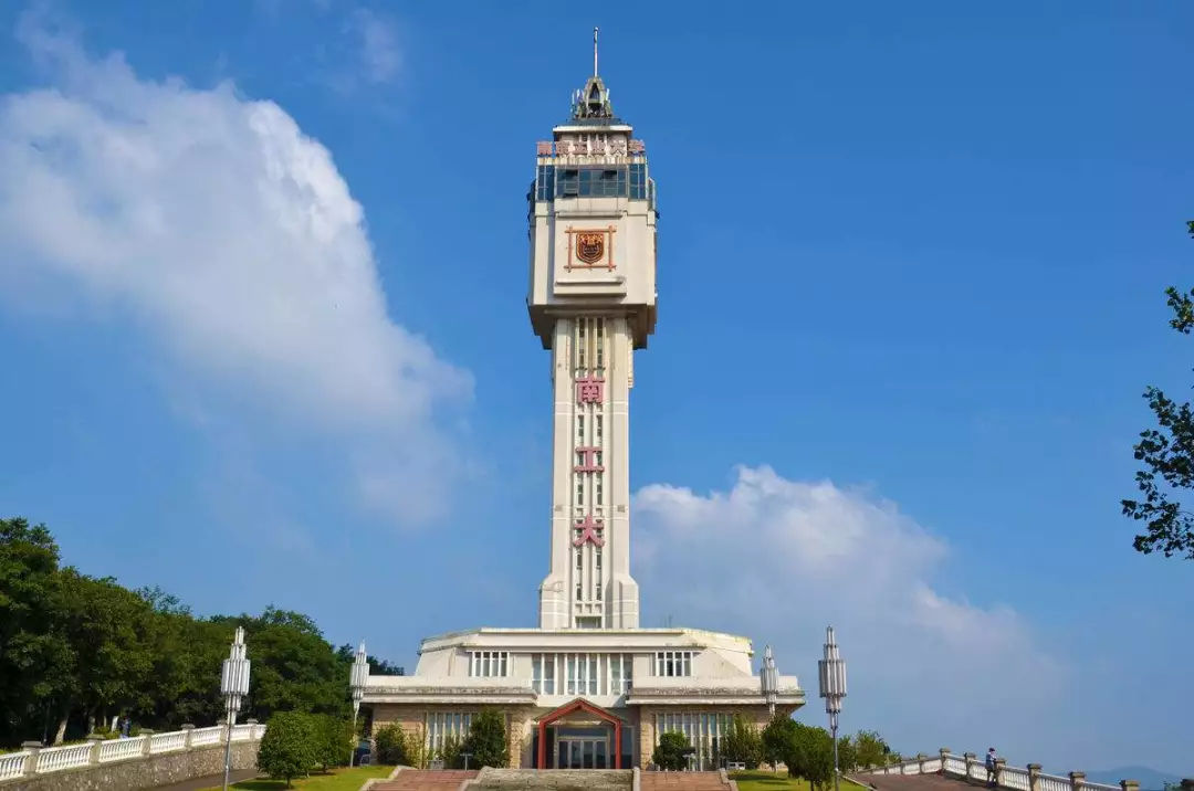 盘点9所江苏省的高性价比大学，成绩中等考生值得报考