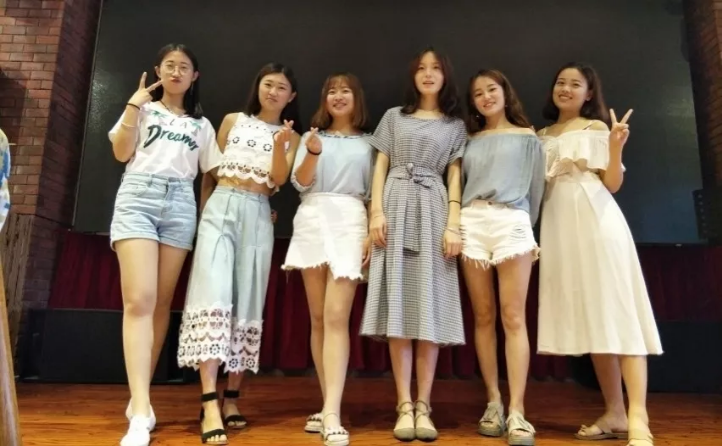 青岛农业大学宿舍（山东这45位女生）