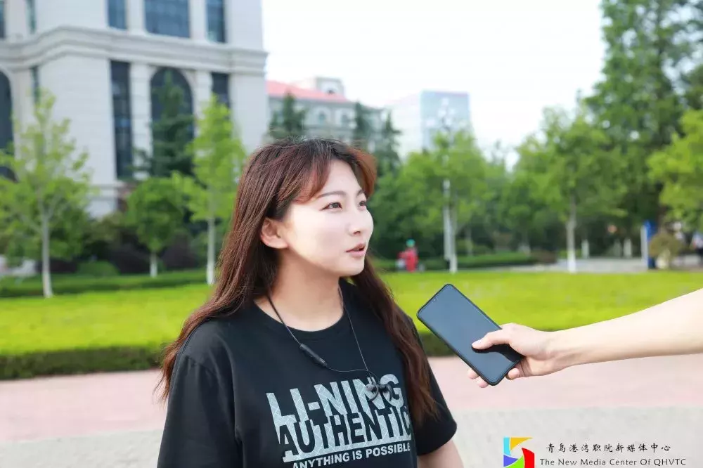 青岛港湾职业技术学院怎么样（街访）