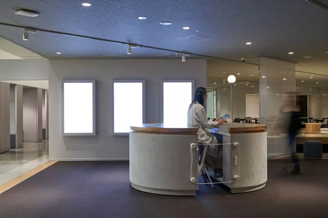 日本设计师打造的联合办公，把省钱做到极致，还装了「榻榻米」