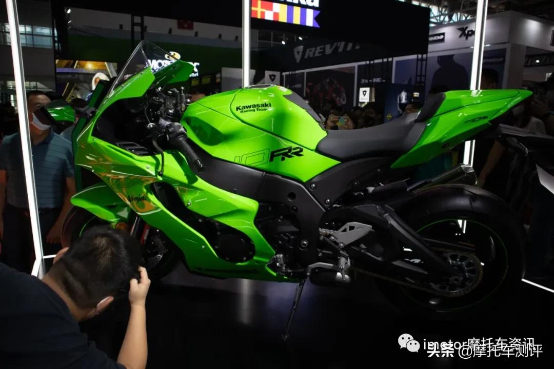 2021北京摩展┃23.68万起！川崎传奇车型ZX-10R/RR大改款发布