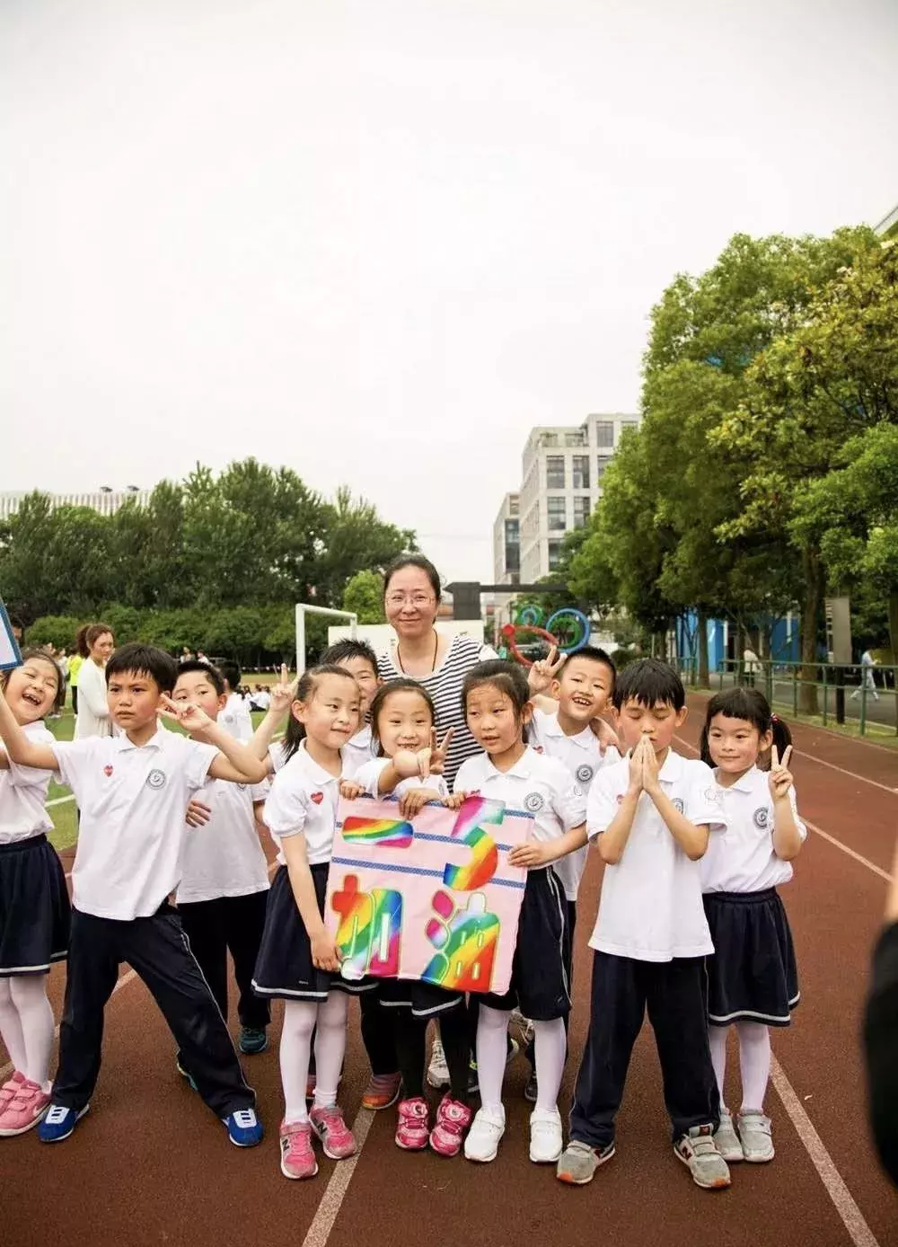 上海这10所私立学校校服太漂亮了！每一张都是高颜值