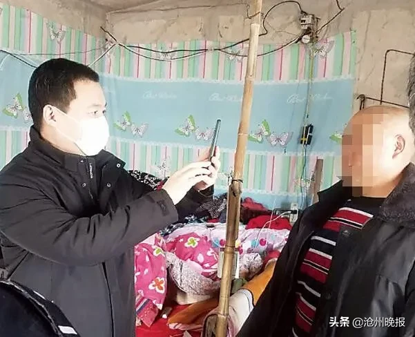 男子不戴口罩，拒不登记，竟是杀人潜逃12年的犯罪嫌疑人
