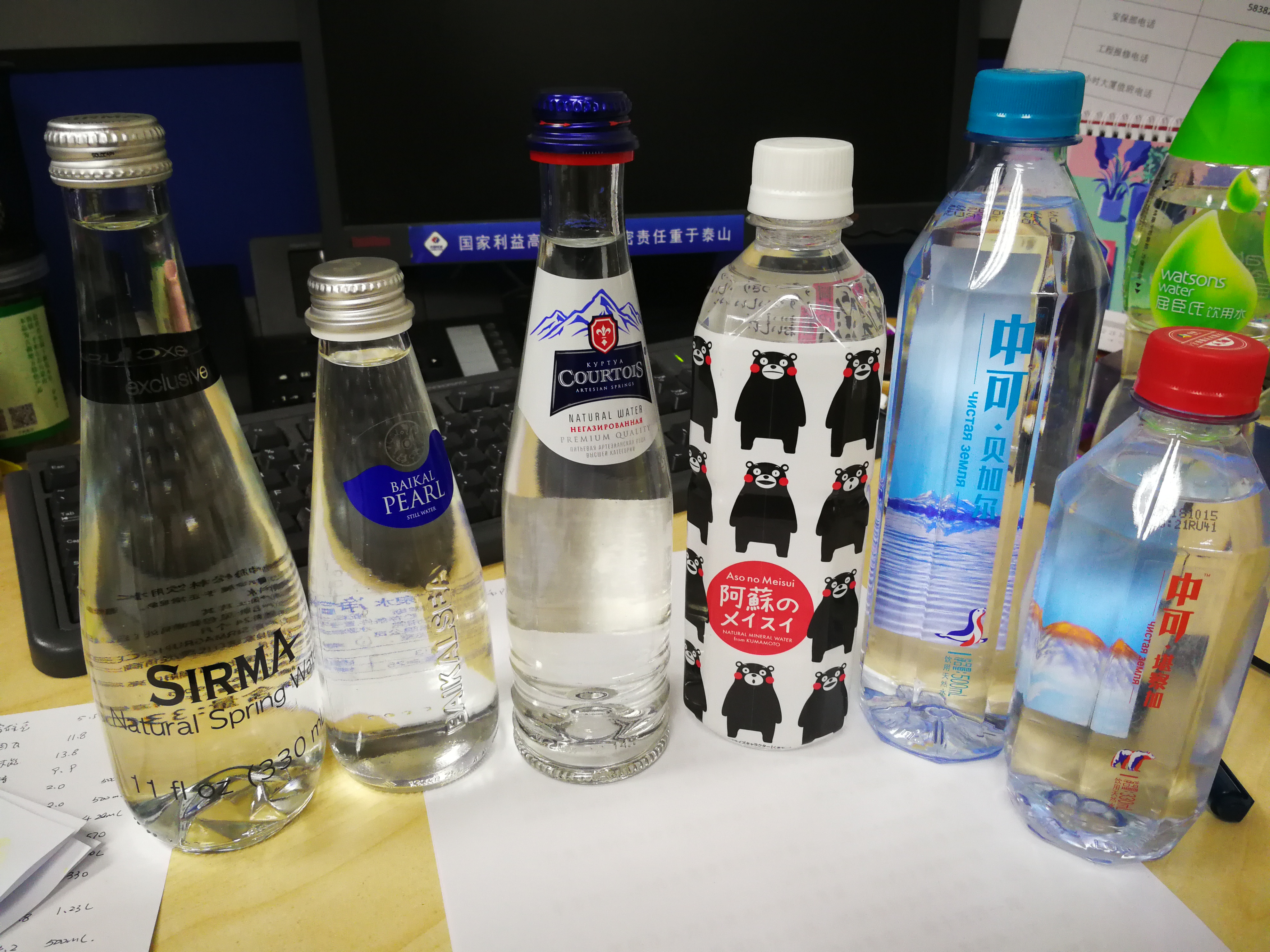 42种矿泉水测评之一 你知道的牌子几乎都在