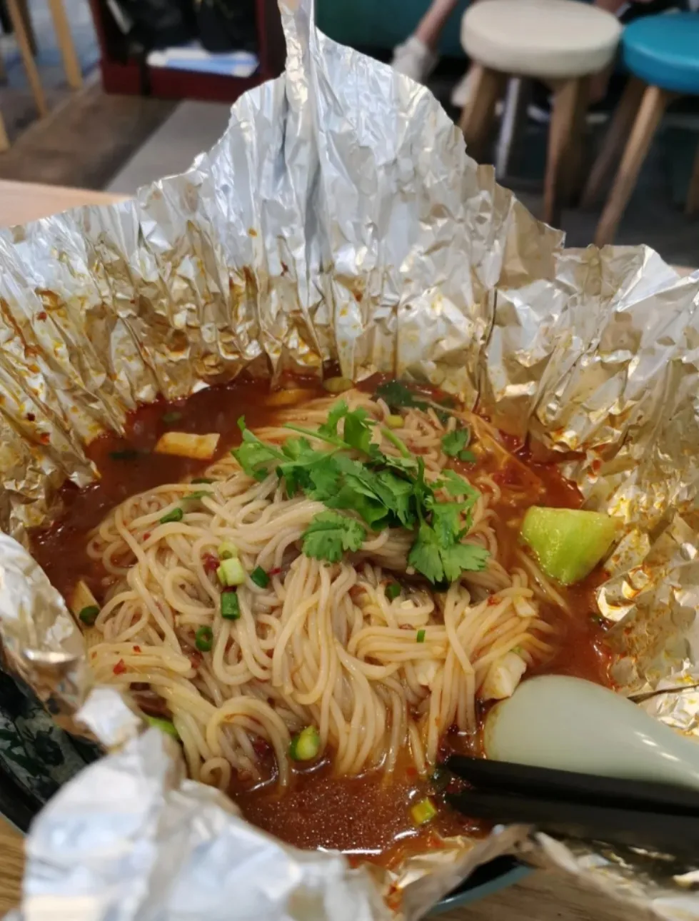 深圳美食 | 懒人宵夜zui爱！来碗灵魂花甲粉，鲜到家了