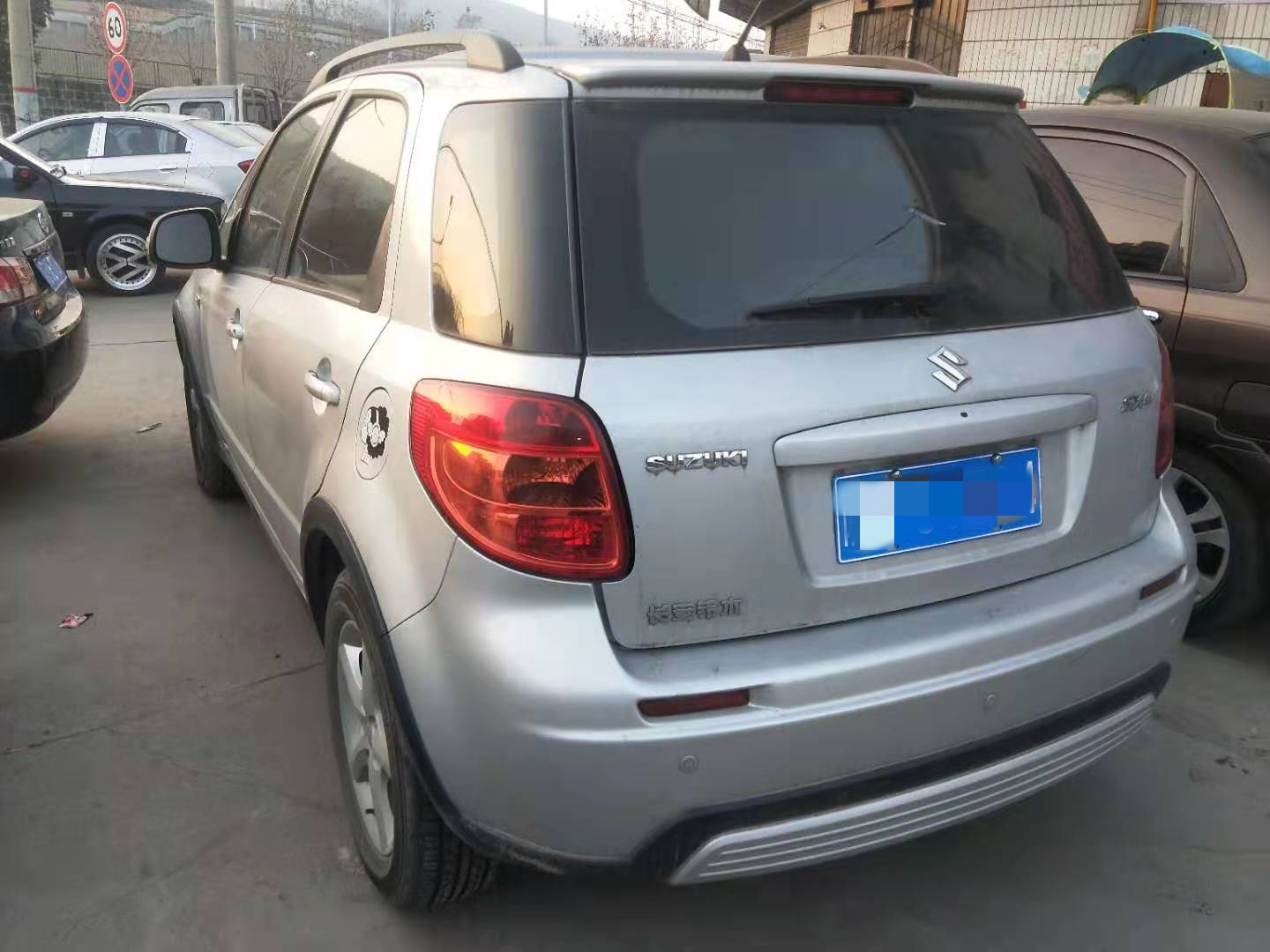 天语sx4锐骑版2万多收了一辆铃木天语sx4