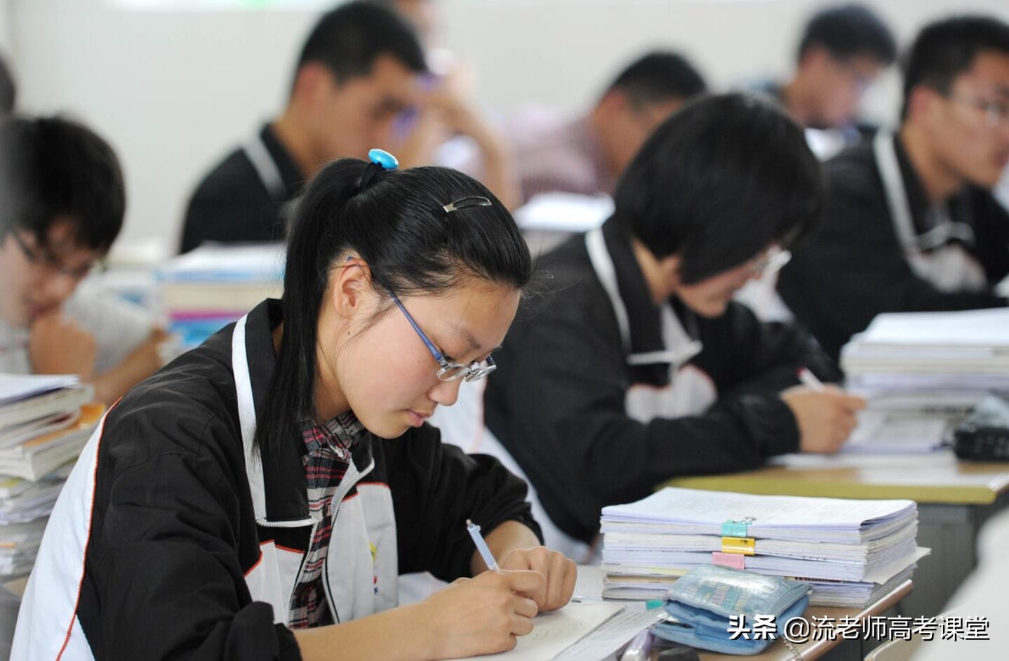 高三三模成绩下降，学生心态有点崩溃，怎么办？稳中提升才是关键