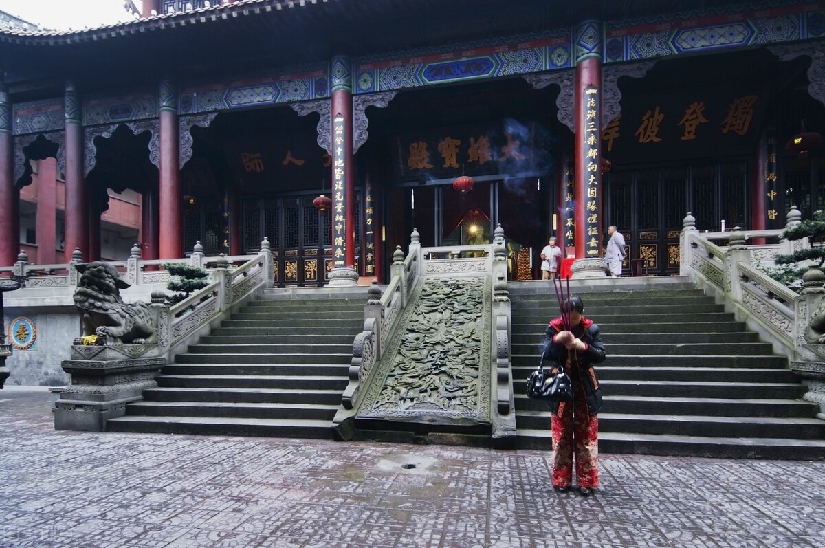 你对重庆的第一印象是什么？到重庆游玩，必须打卡这几个地方