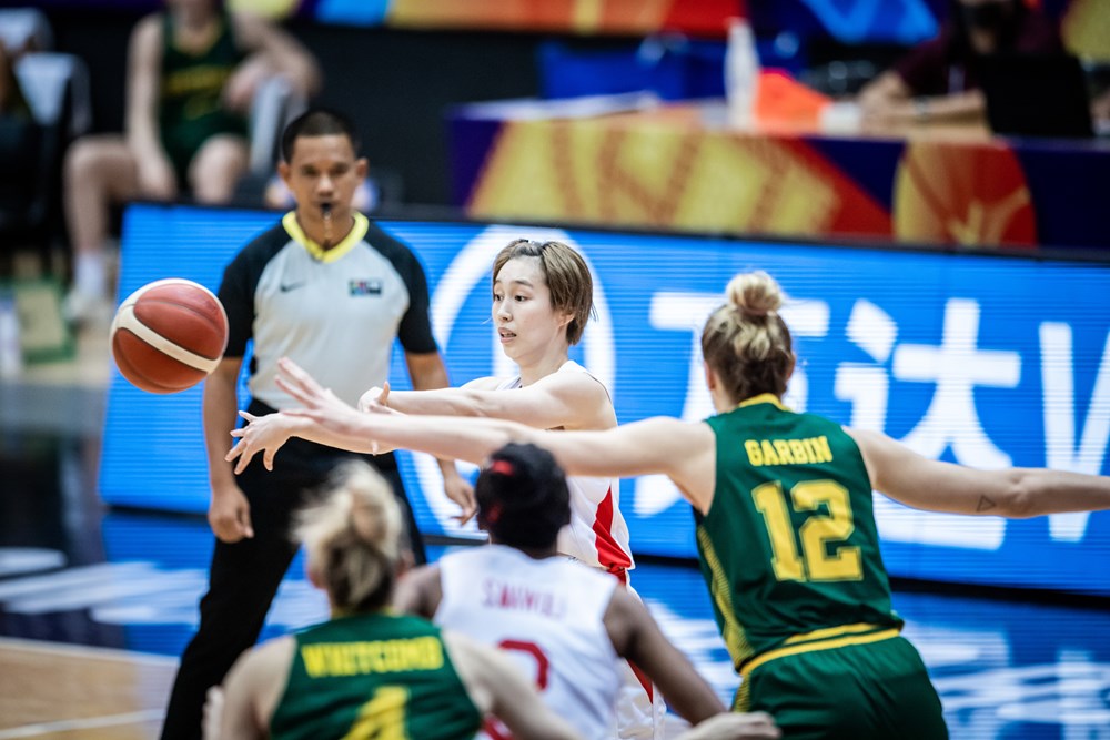 女篮亚洲杯-日本2分险胜澳大利亚第13次进决赛 将同中国争冠