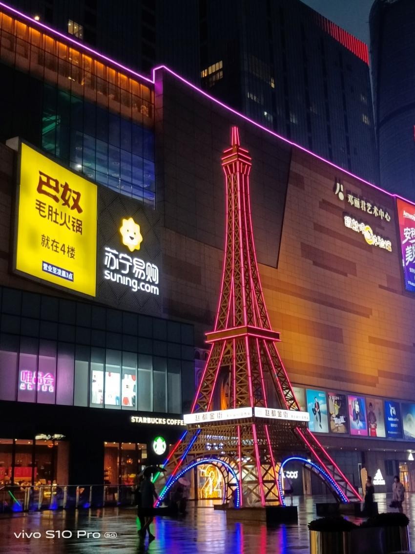 究竟什么才是年轻人想要的自拍？vivo S10 Pro深度评测