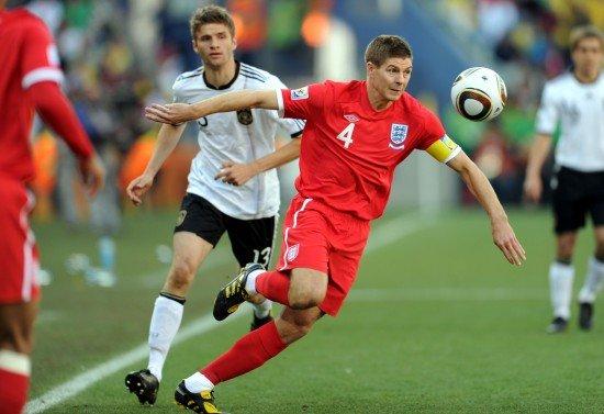 2010德国vs英格兰直播(历史在谈笑间峰回路转——简述2010年世界杯英格兰德国之战)