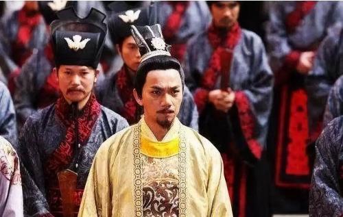 他是李白的祖岳父，杜甫的祖师爷，却因想当皇帝而被杀