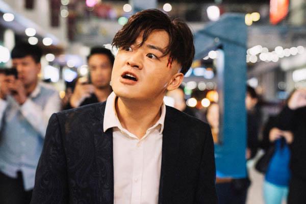 2020年,包贝尔在电视剧《黑白禁区》中再次挑战反派,饰演阴狠毒辣的大