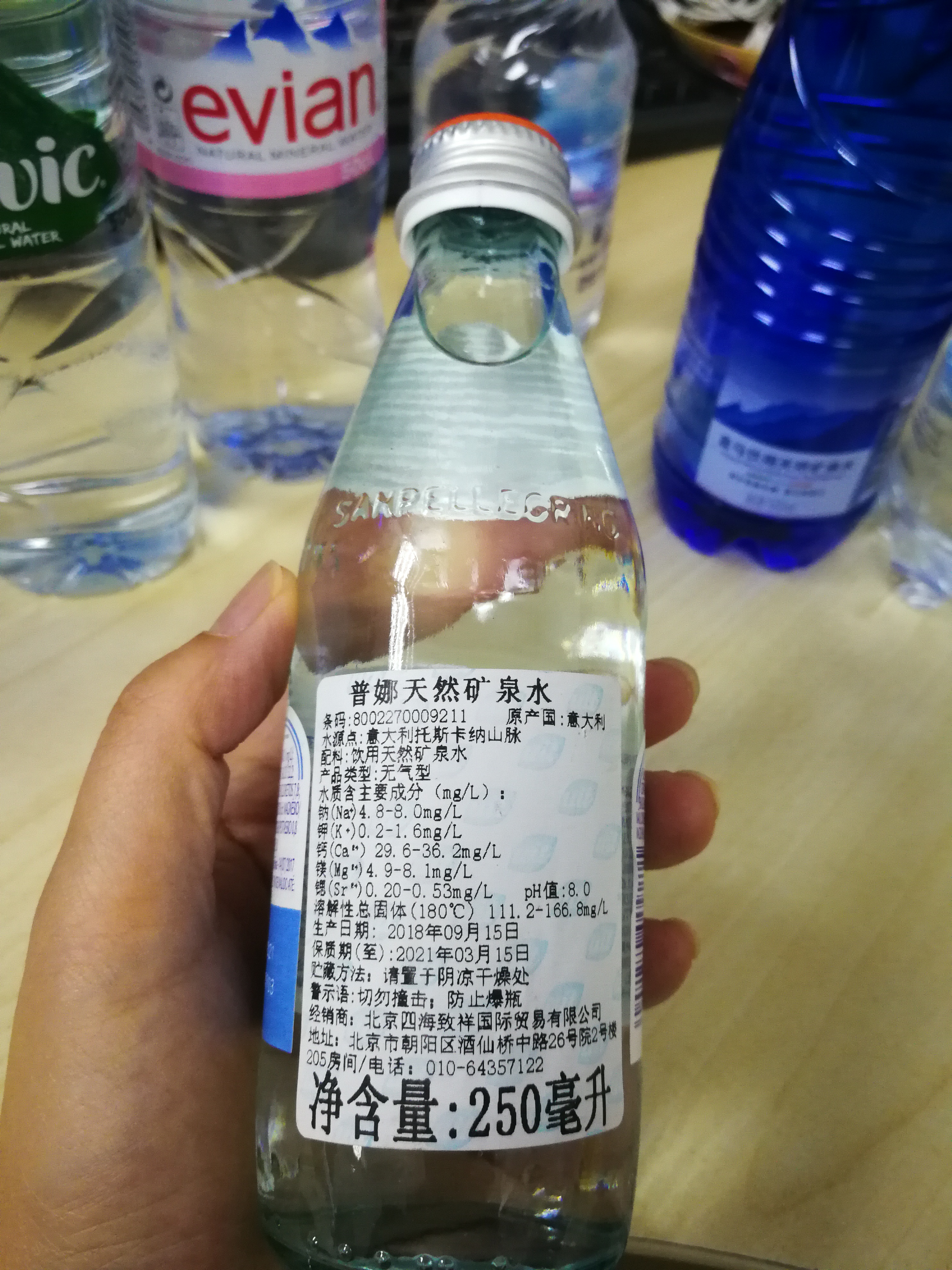 42种矿泉水测评之一 你知道的牌子几乎都在