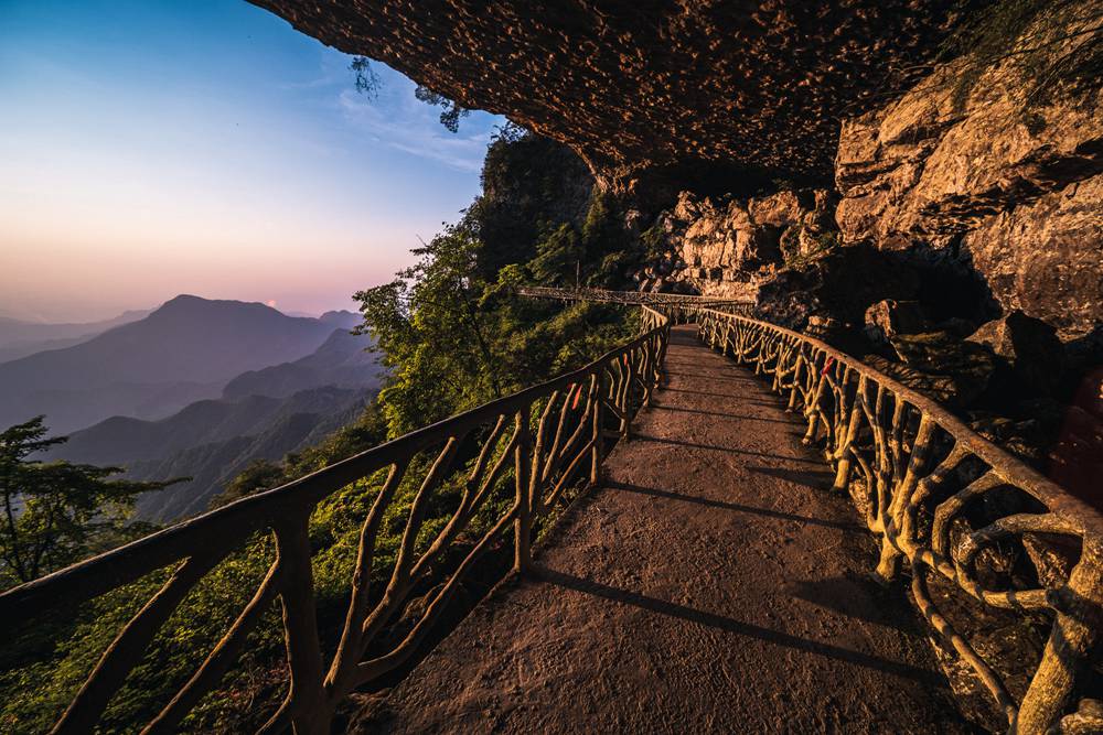 18°C的夏天谁不爱，火炉重庆竟藏着一个避暑消夏的天堂
