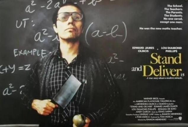 拿菜刀讲课，上课说“黑话”，硬是让400名混混考入名校