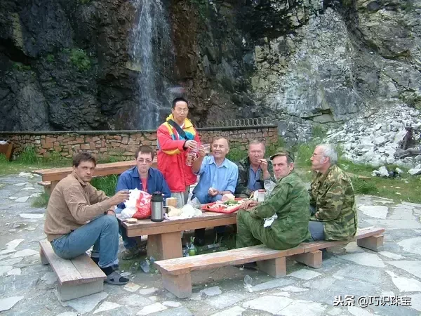 带你探索:14个月深入俄罗斯碧玉矿场——萨扬山脉