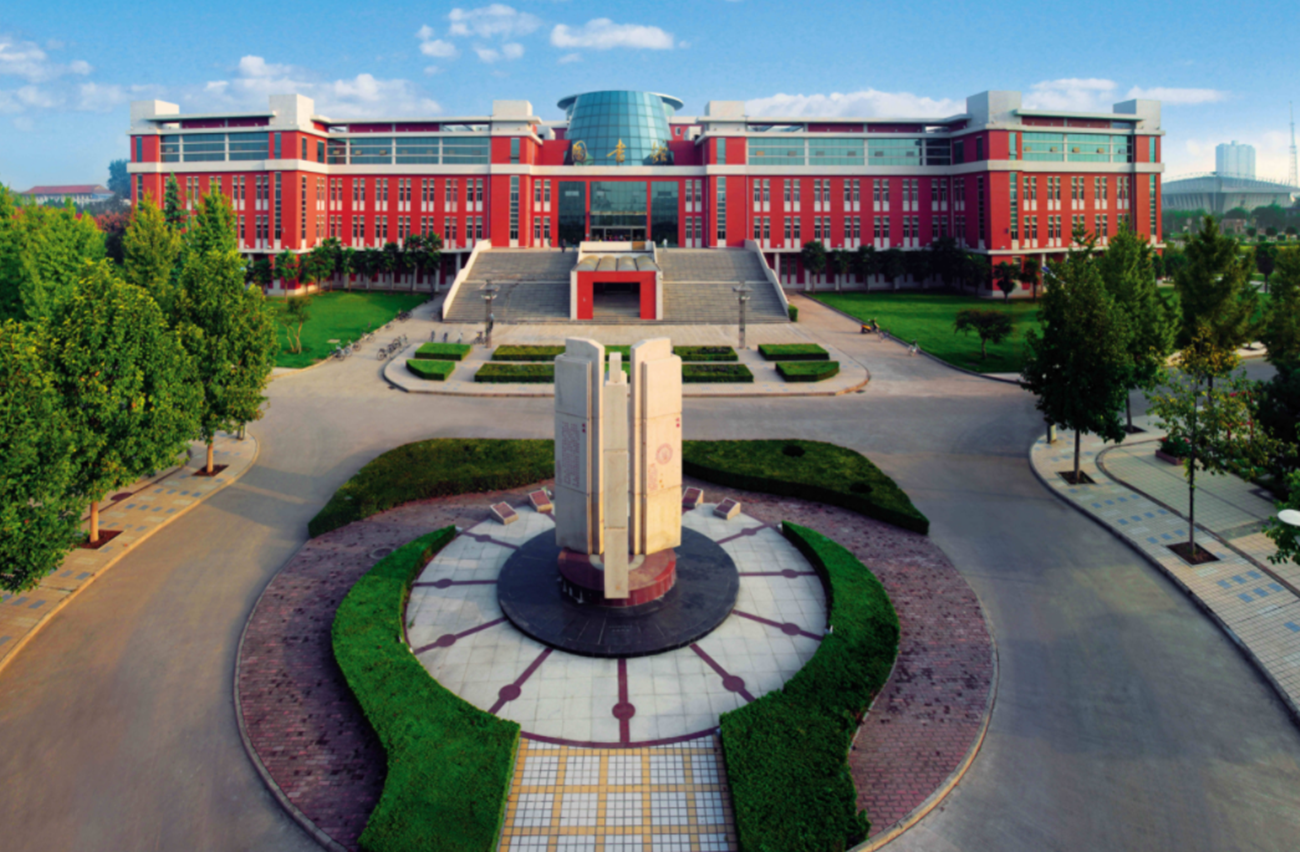 “就业率”正在下降的4所985，即使有名校招牌，用人单位也不买账