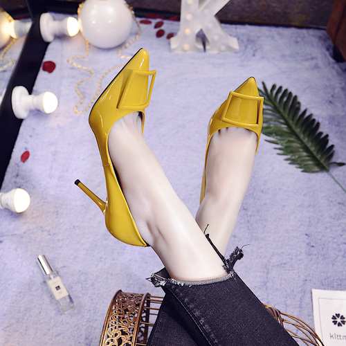 选一双高跟鞋，测你是一个好人还是一个坏人