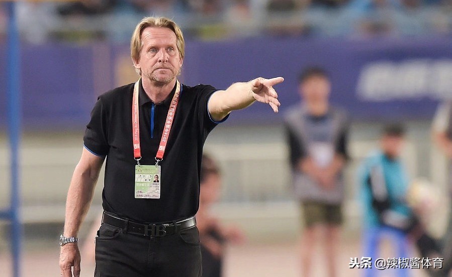 舒斯特尔为什么下课（舒斯特尔难逃下课命运？或元旦前定下新教练，万达会送上大礼吗？）