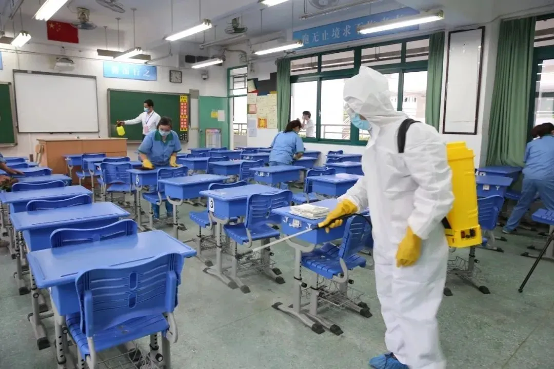 班里有学生发烧怎么办？中高考生如何备考？专家最新回应