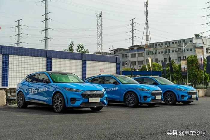 「电马」来袭！Model Y慌了吗？试驾福特Mustang Mach-E