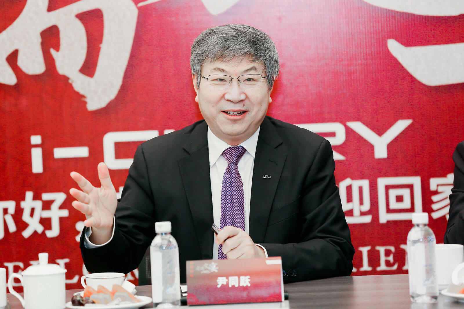 奇瑞董事长尹同跃，“三顾茅庐”，力邀马振山，掌舵捷豹路虎