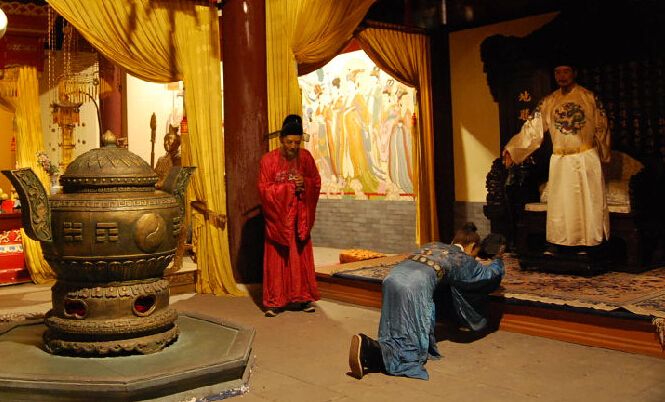 太监跟平常人生活一样吗(太监居然还是书法家,佛道教徒?