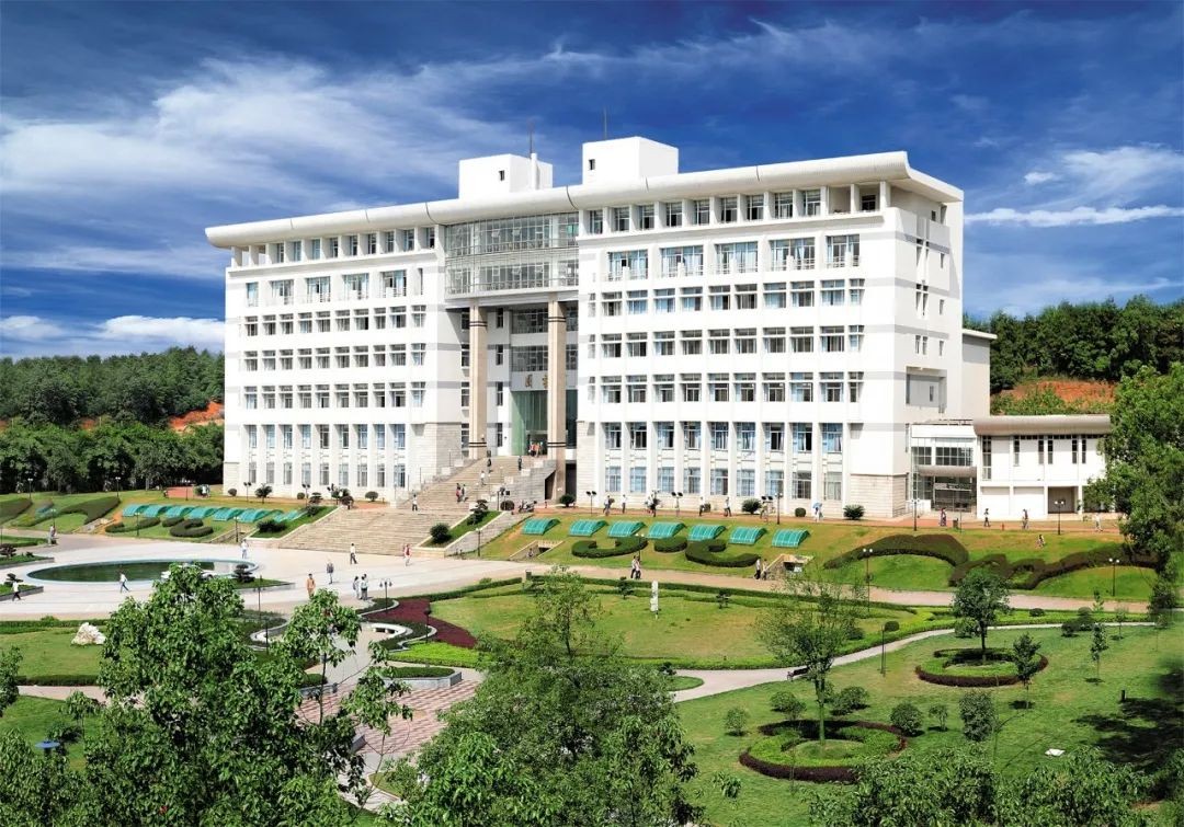 刚刚，湖南省2021高考分数线发布！附湘潭大学近3年各专业录取分数！