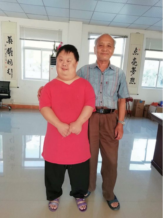 “天才指挥家”胡一舟：身患唐氏综合征，19岁凭音乐天赋一举成名