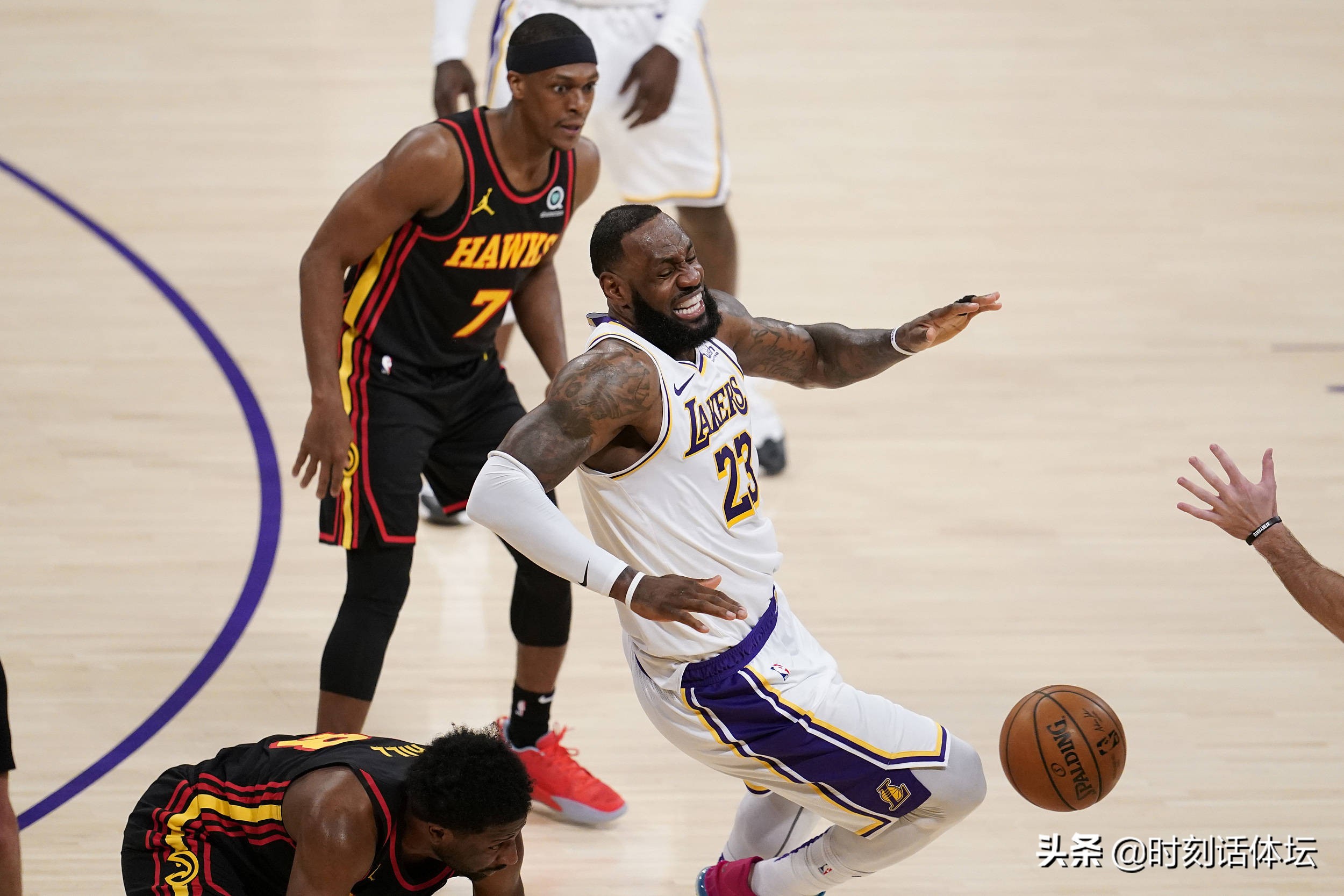 nba现役哪些球员堪称玻璃人(NBA现役10大玻璃人巨星！詹姆斯第7！篮网成为最玻璃3巨头)